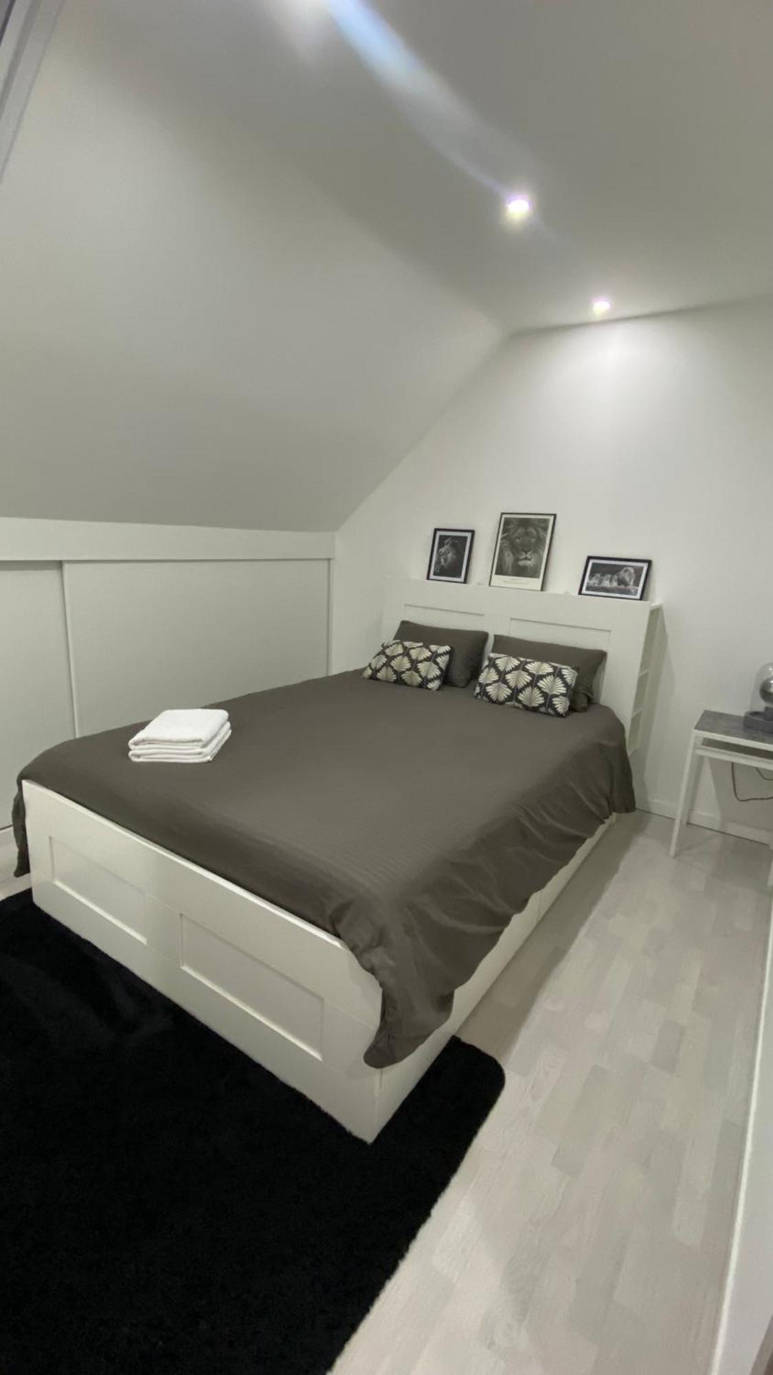 Next2Airport - Appartement House Of Lions Ransart Екстериор снимка